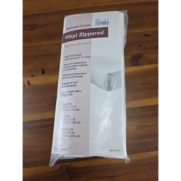 Dayton Other - New Mattress Cover Waterproof Zippered Twin Sz 39x75 Wonderfil Bed Bug Protector